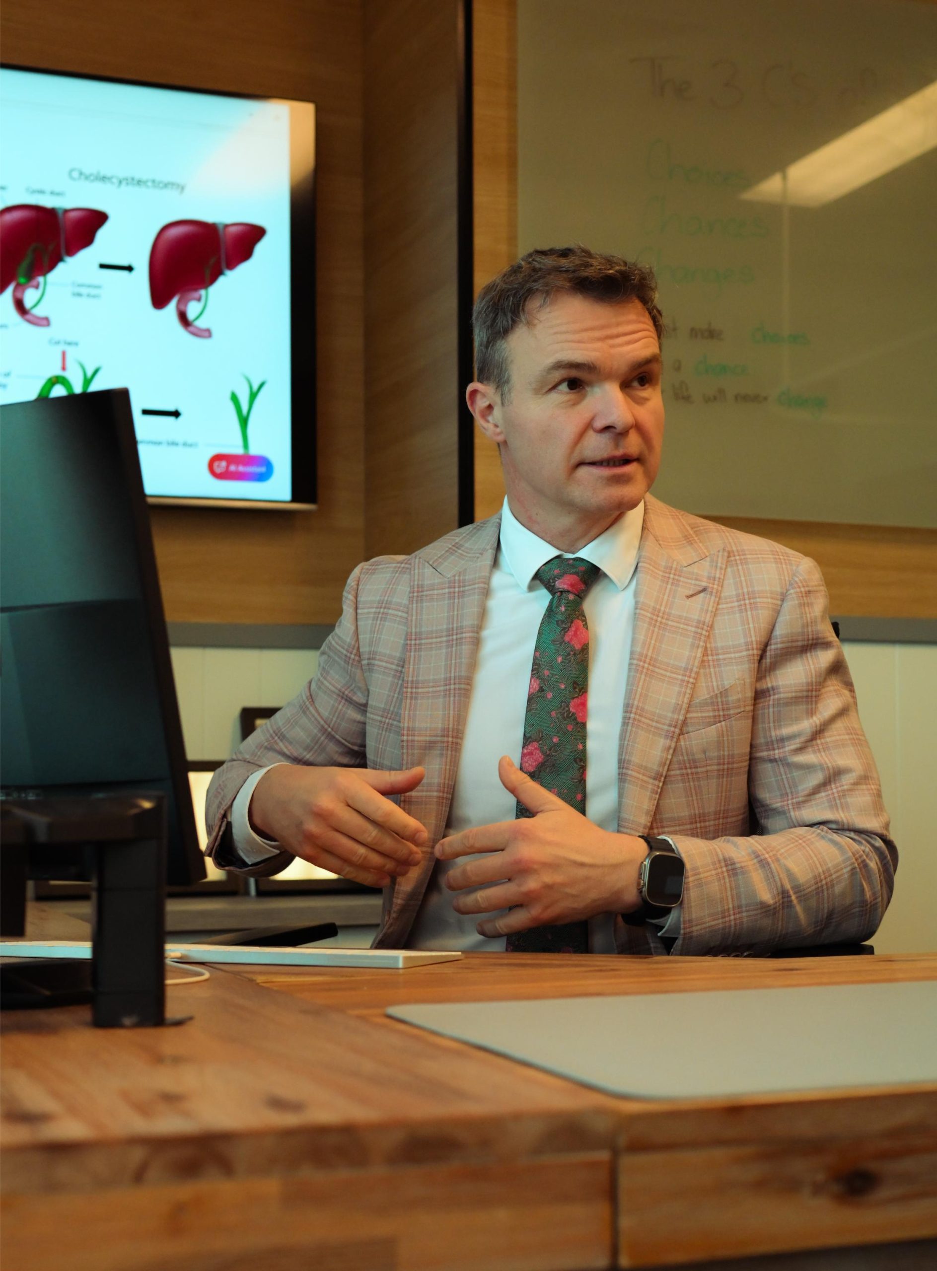 Dr Harald Puhalla Duing Weighloss Consultation Seesion